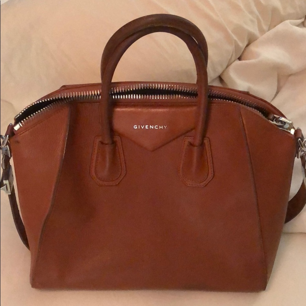 Authentic Medium antigona  Givenchy bag
